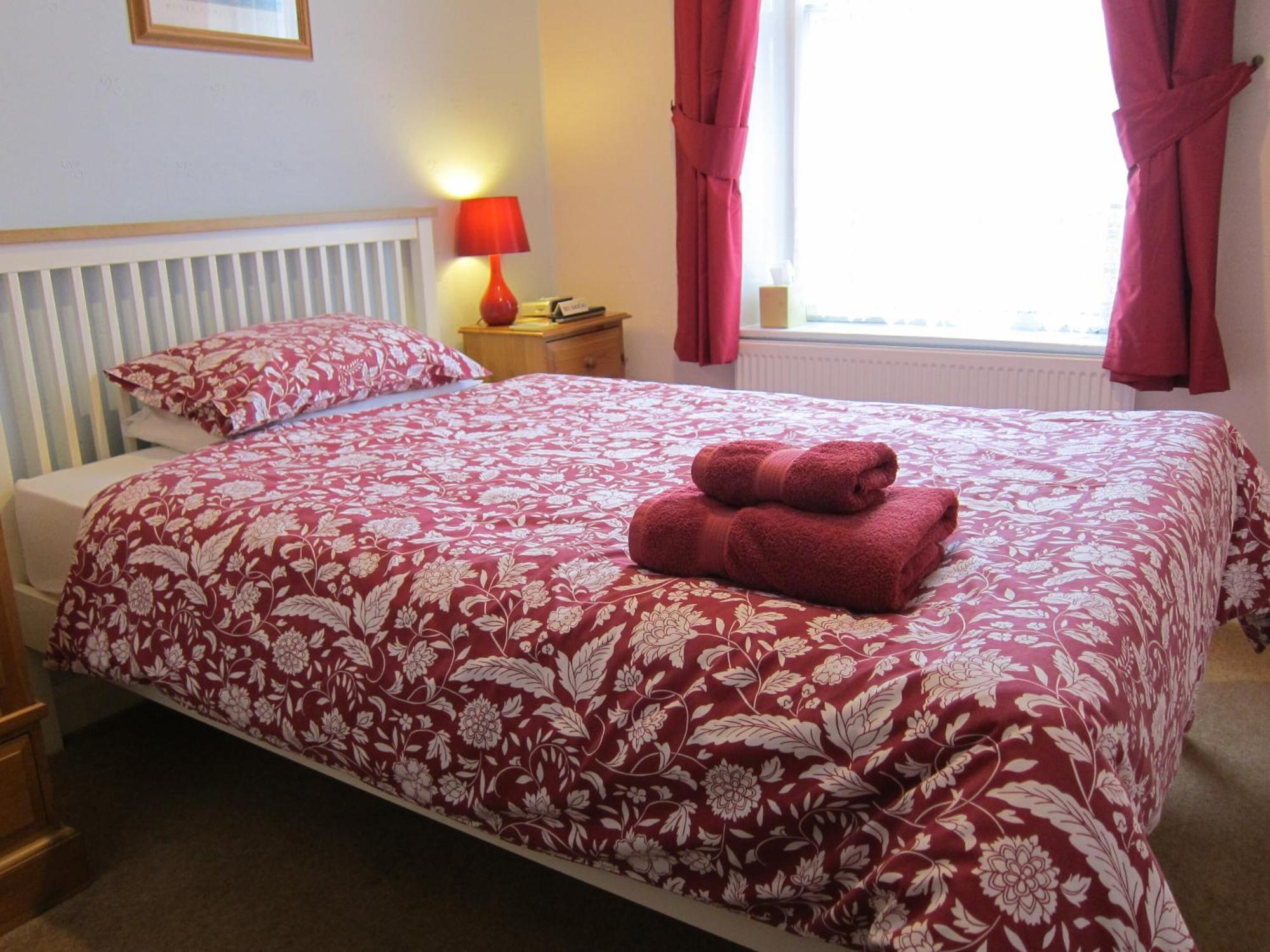 Black Swan Guest House Marton  Екстер'єр фото