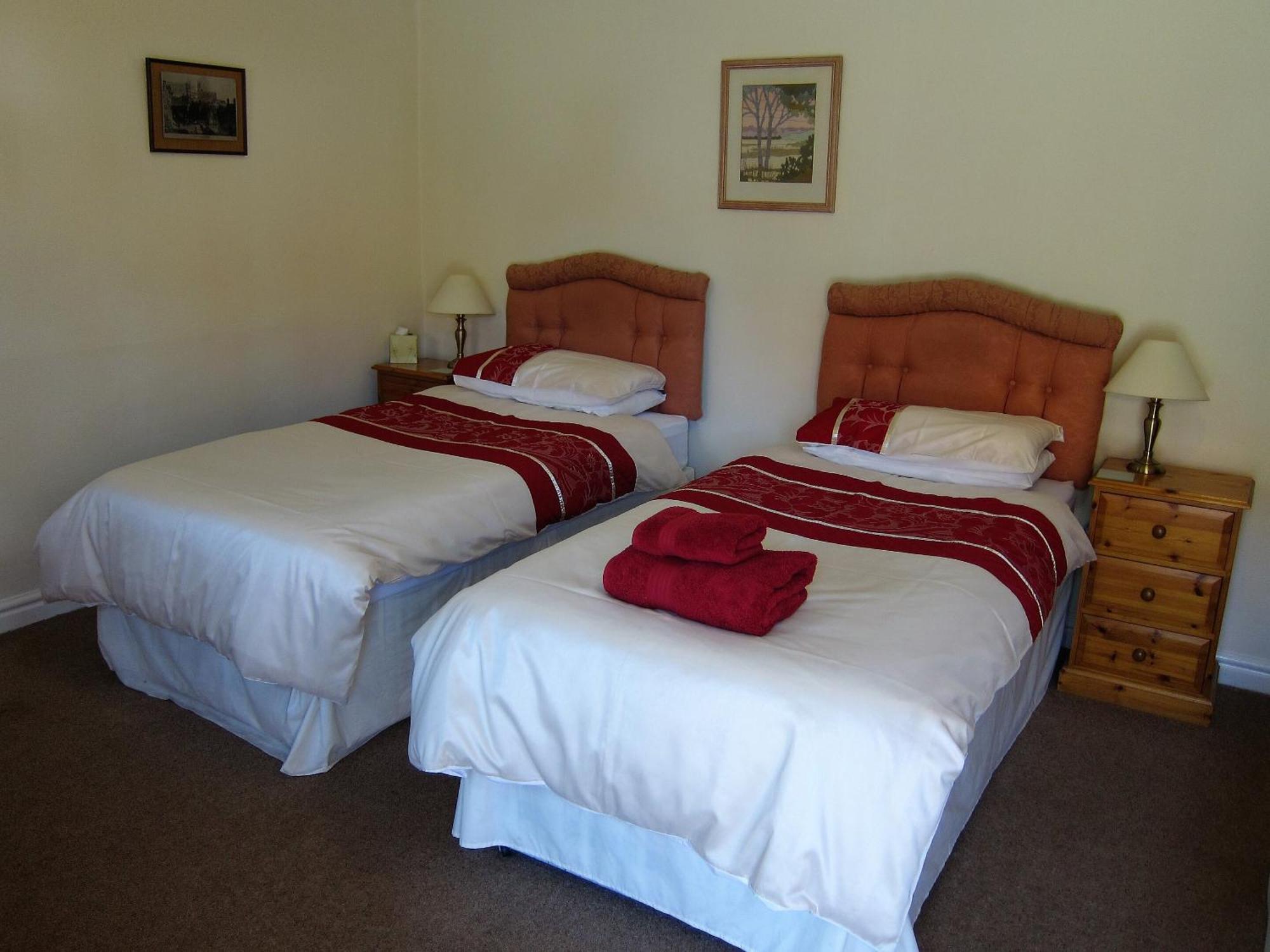 Black Swan Guest House Marton  Екстер'єр фото