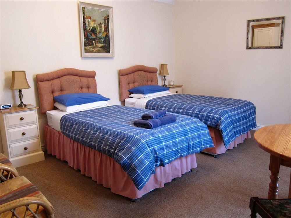 Black Swan Guest House Marton  Екстер'єр фото